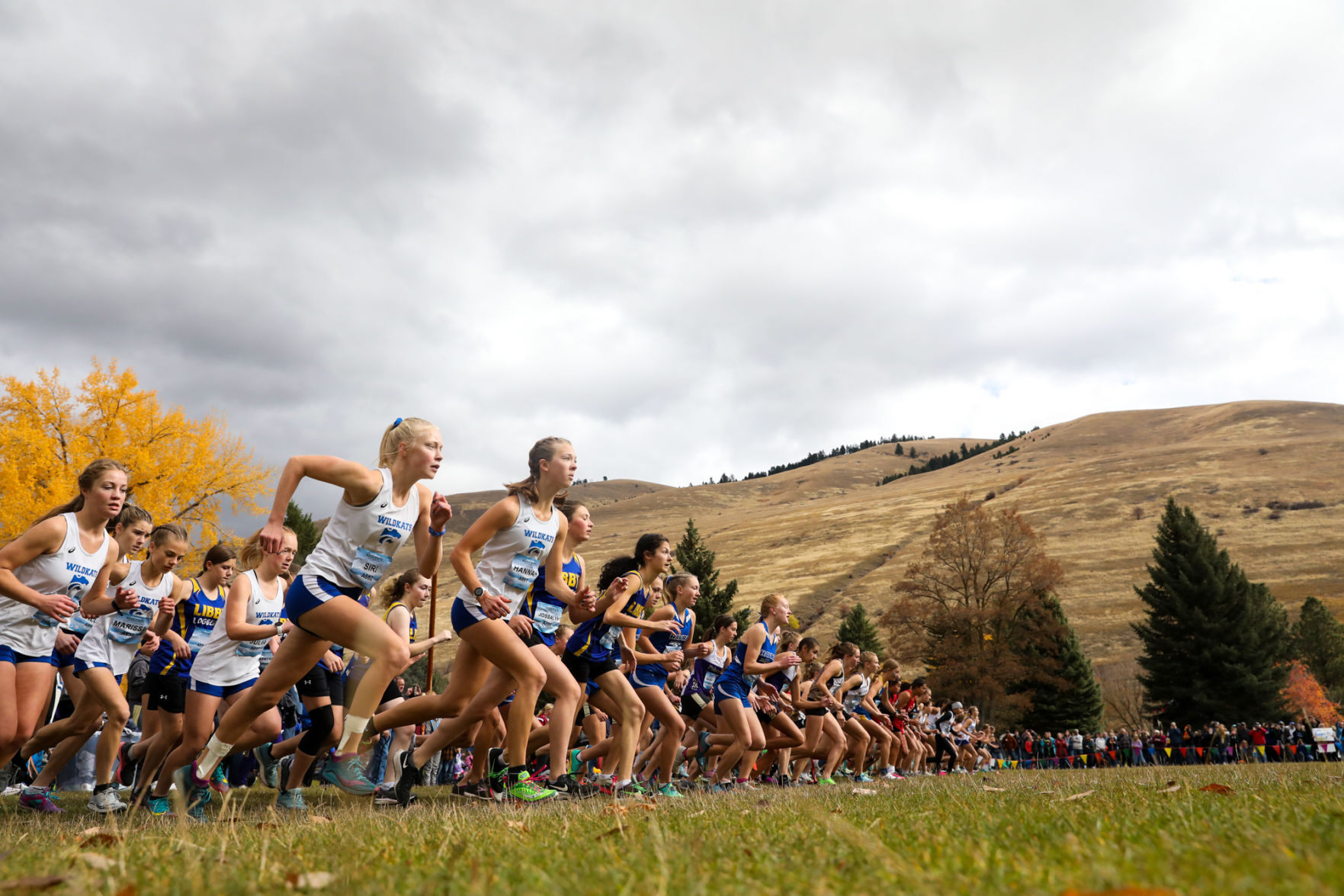 102421-mis-spt-crosscountry-features24.jpg